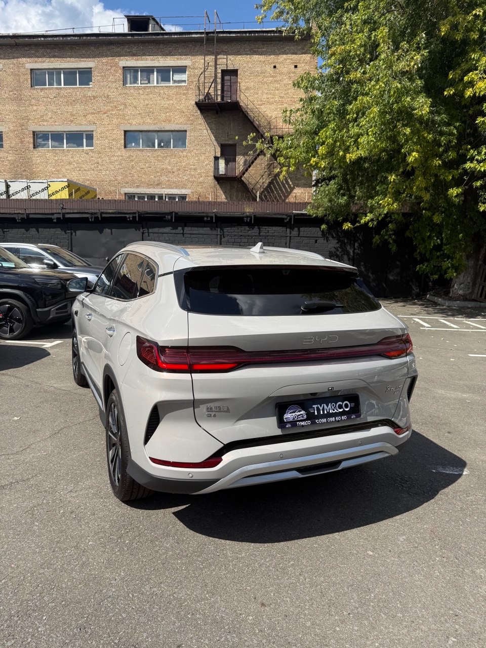 BYD Song Plus - фото 4