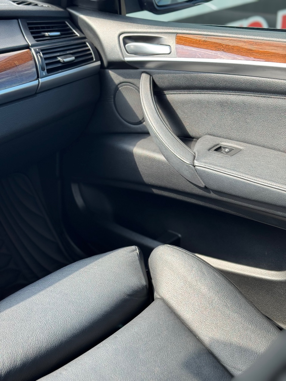 BMW X5 - фото 16