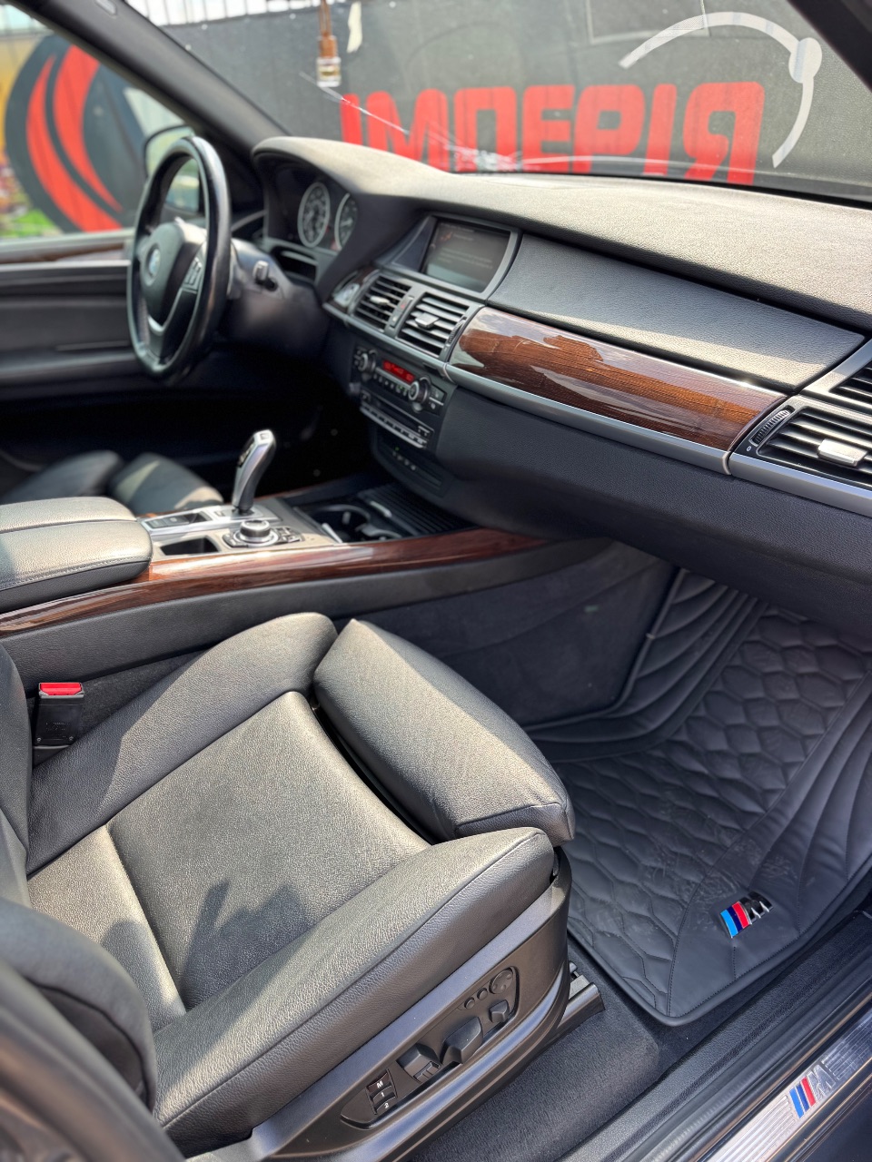 BMW X5 - фото 20