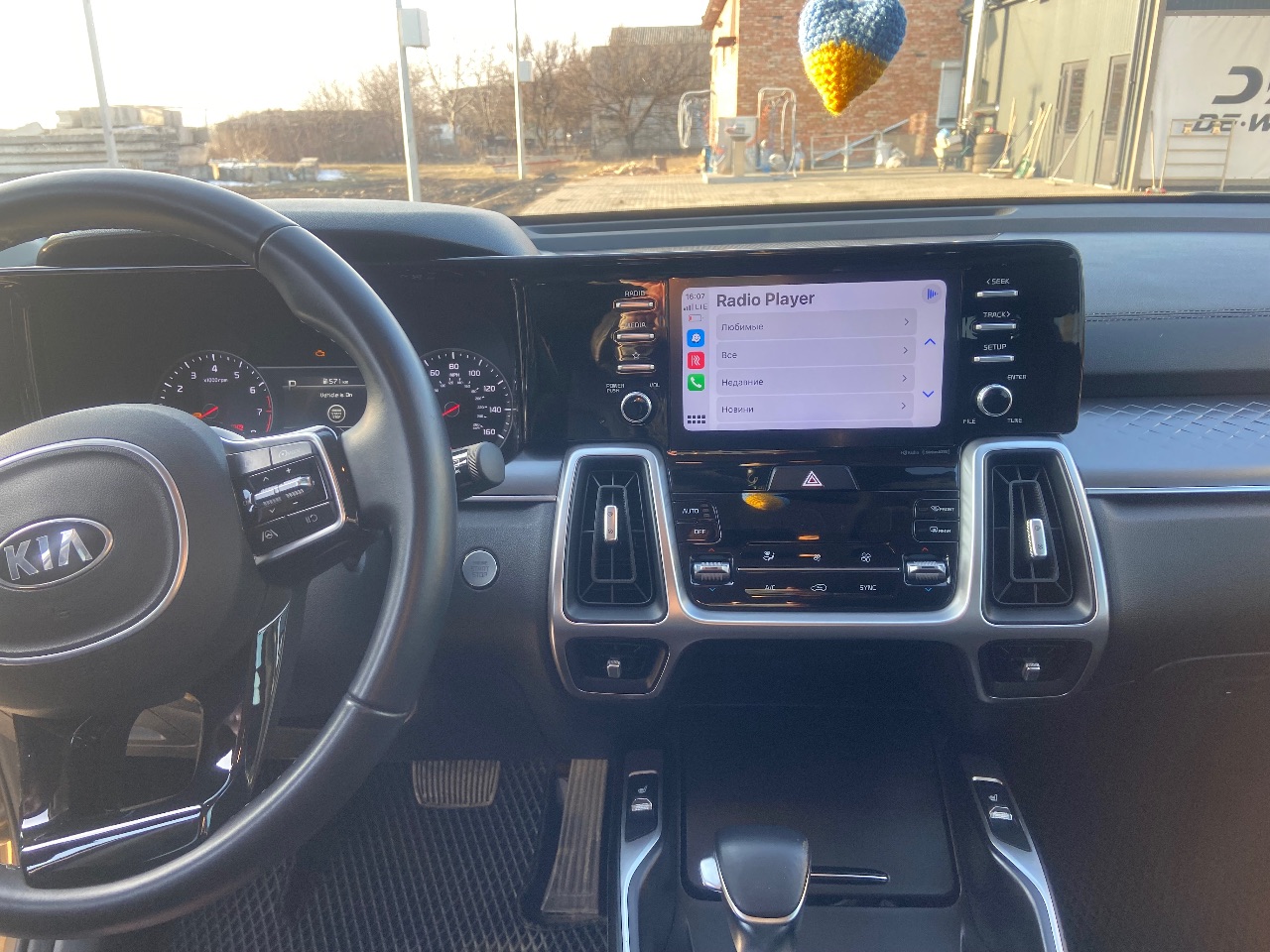 Kia Sorento - фото 5