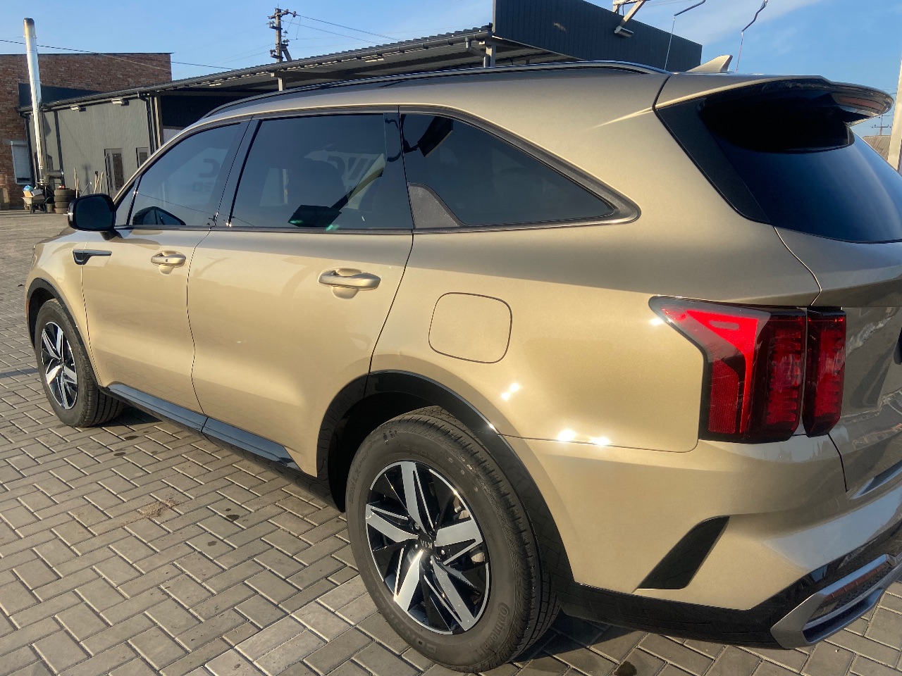 Kia Sorento - фото 4