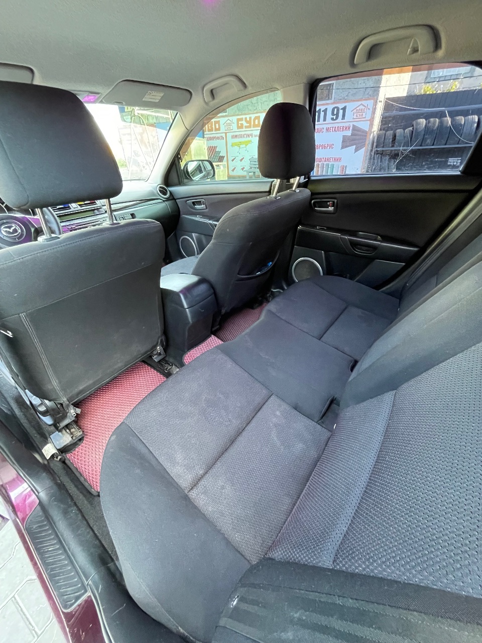 Mazda 3 - фото 16