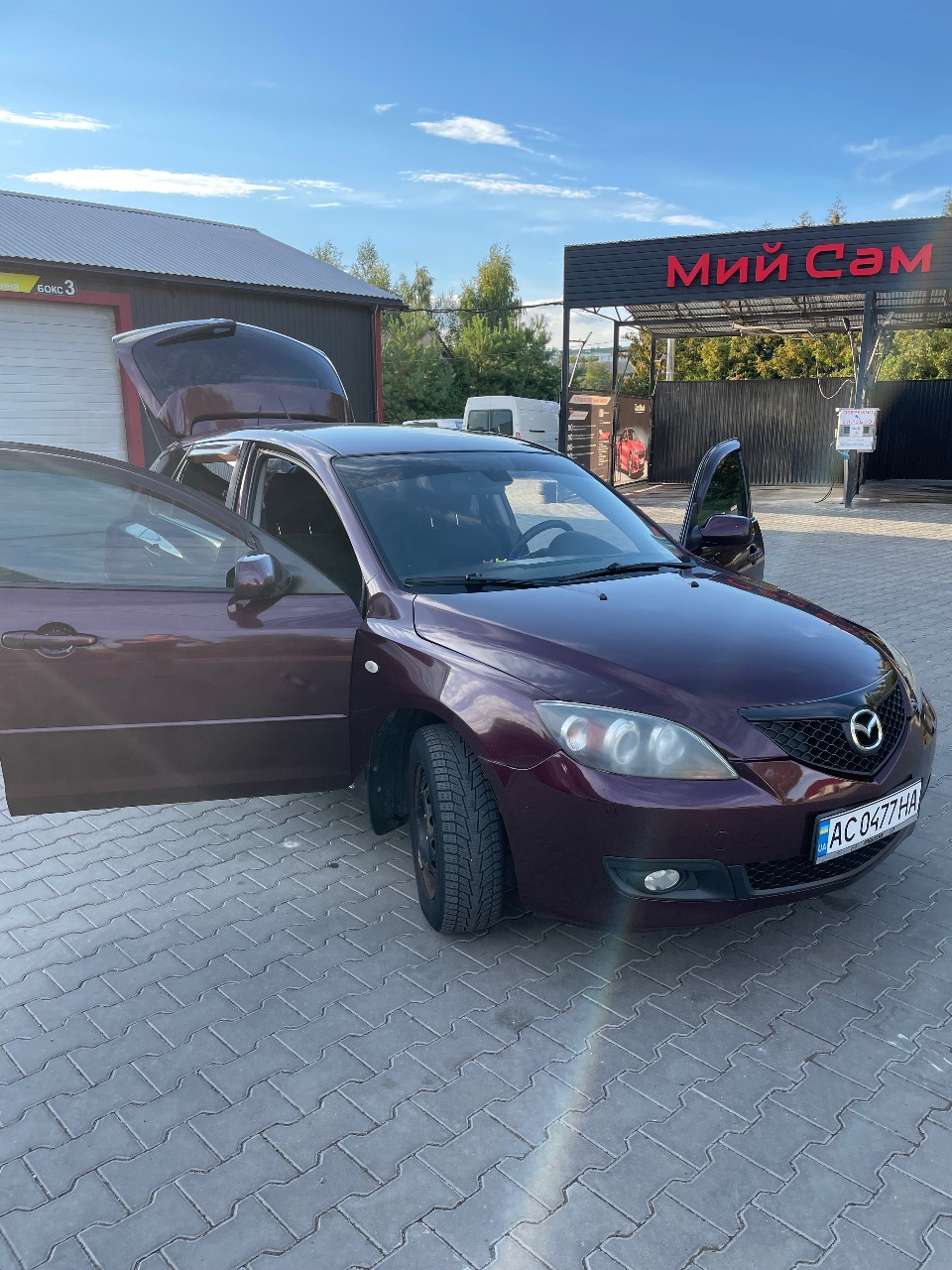 Mazda 3 - фото 25