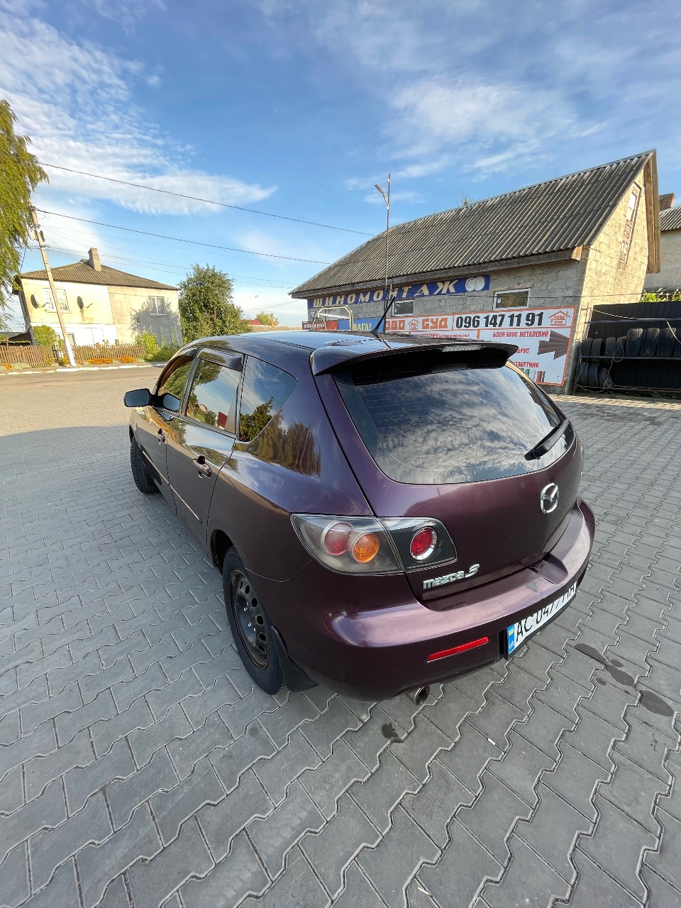 Mazda 3 - фото 5