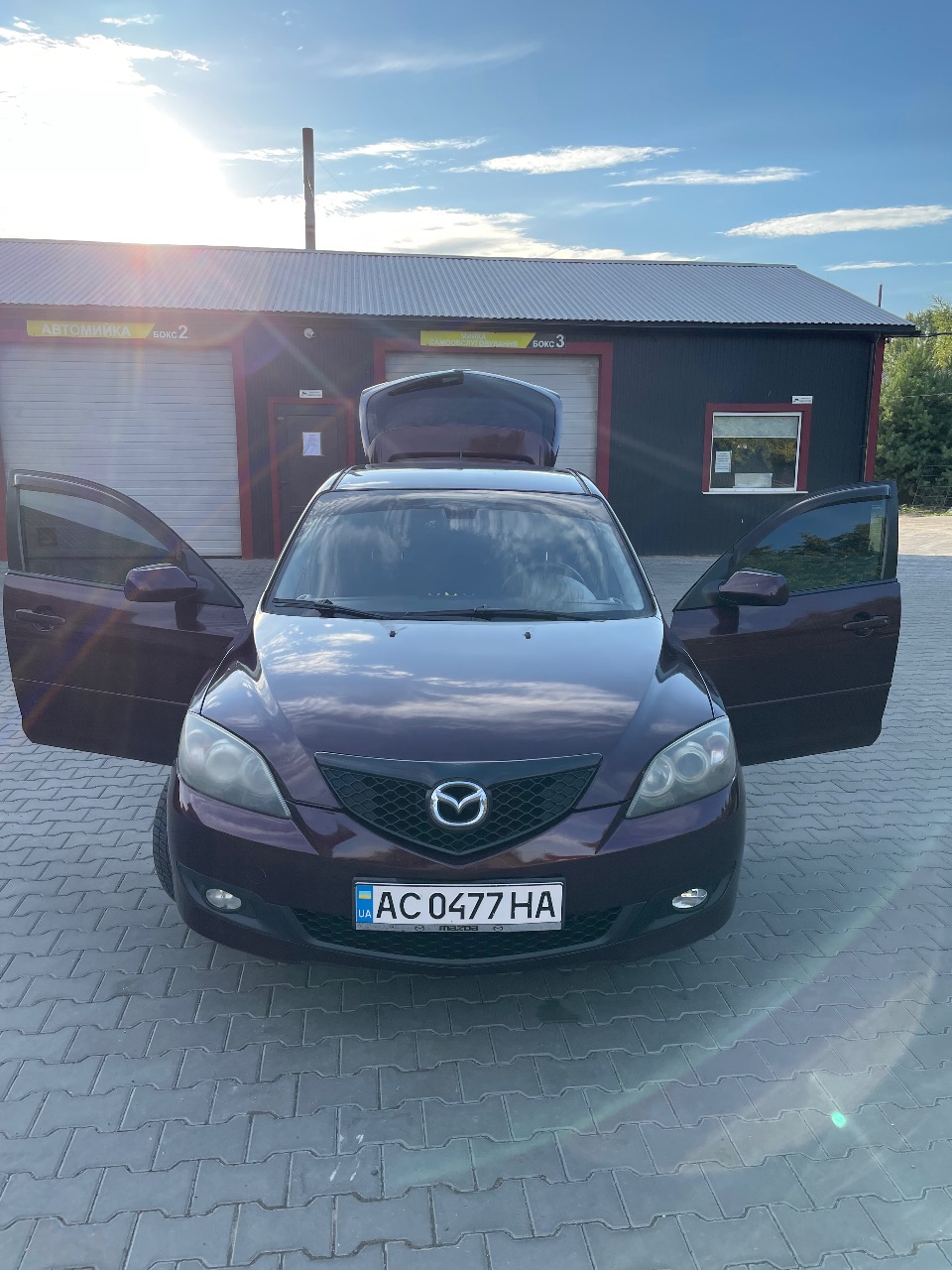 Mazda 3 - фото 24