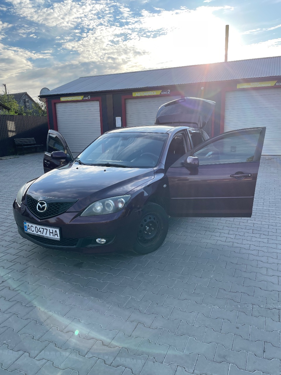 Mazda 3 - фото 23