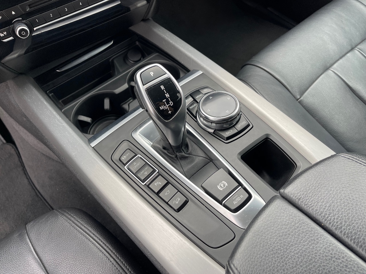 BMW X5 - фото 45