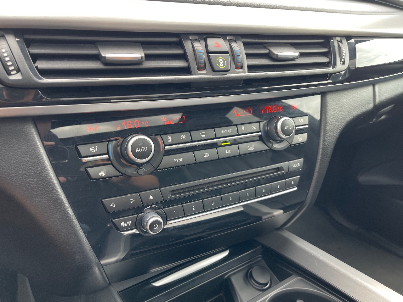 BMW X5 - фото 46