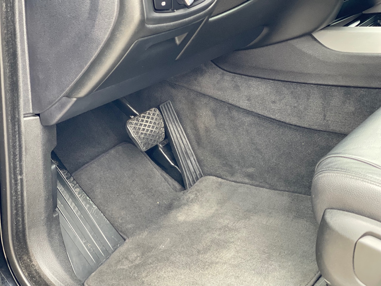 BMW X5 - фото 31