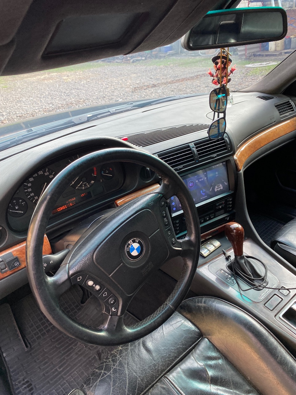 BMW 7 серії - фото 10