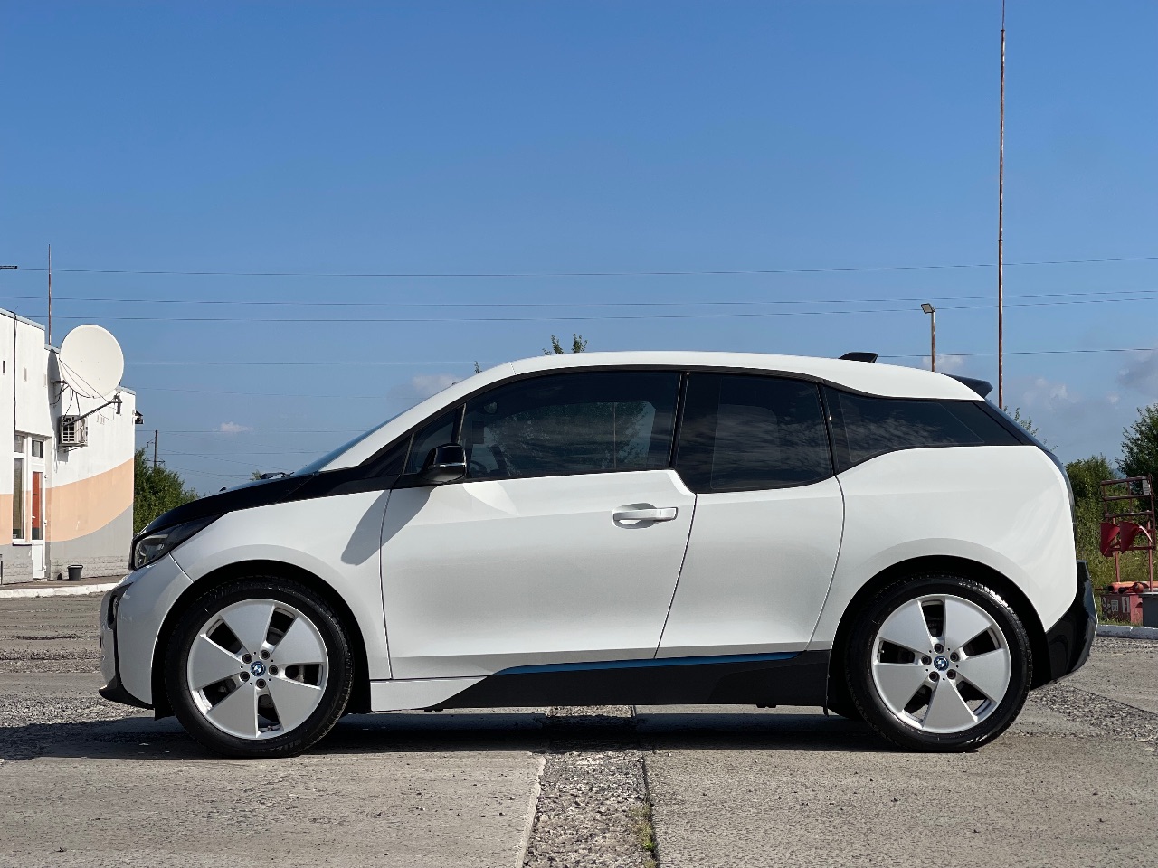 BMW i3 - фото 3