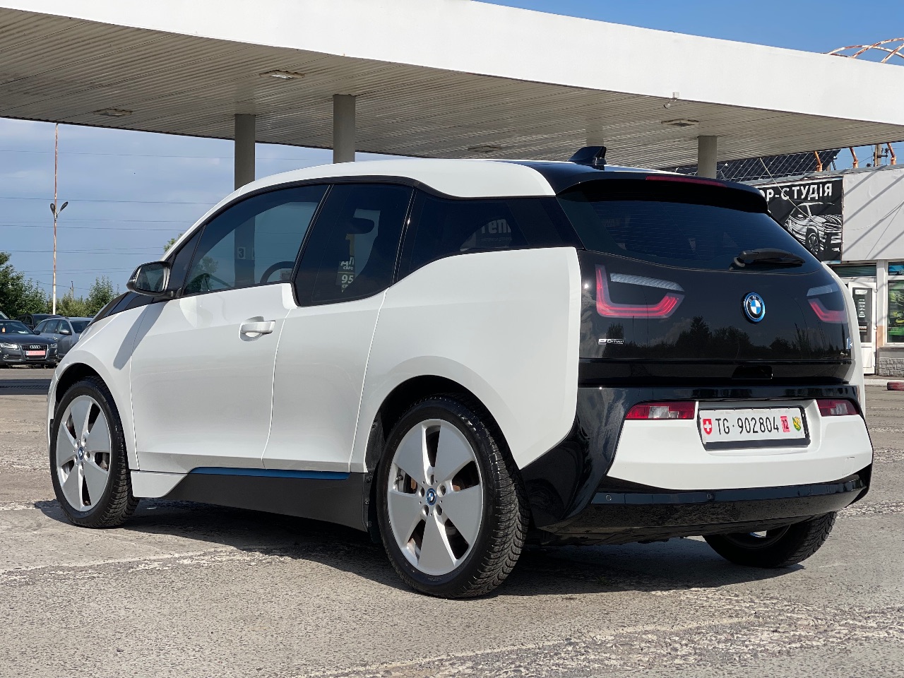 BMW i3 - фото 6