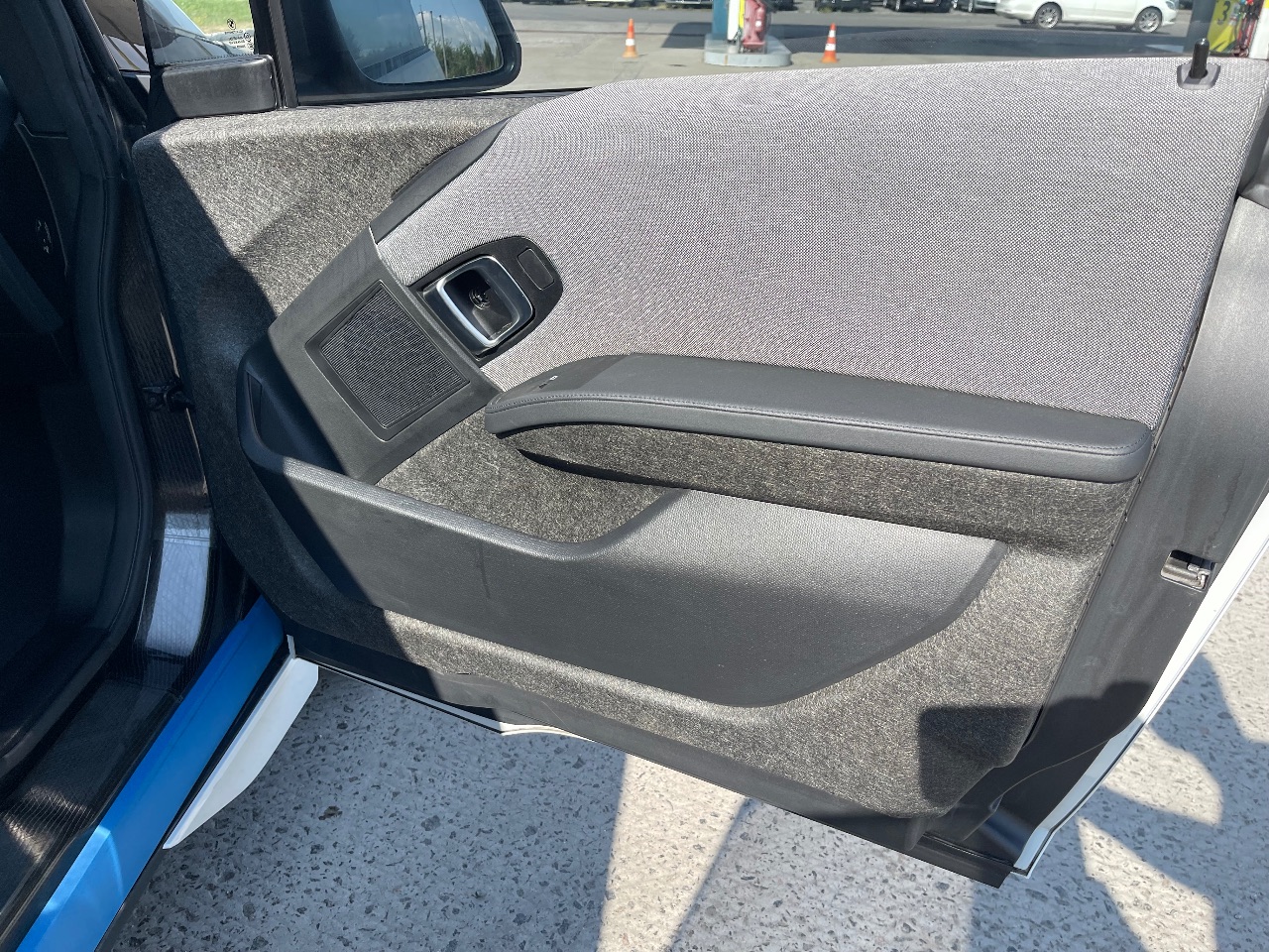 BMW i3 - фото 36