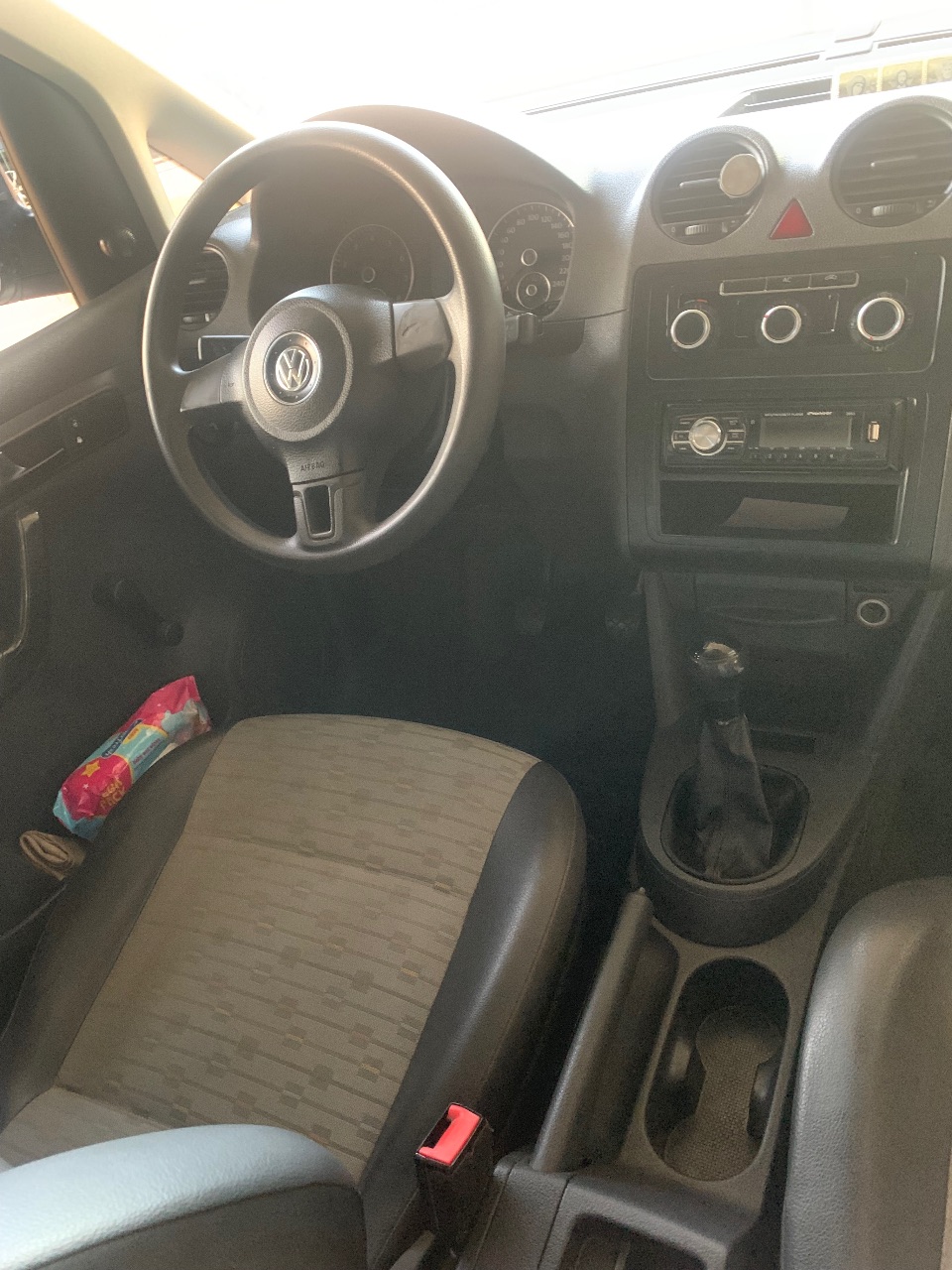 Volkswagen Caddy - фото 6