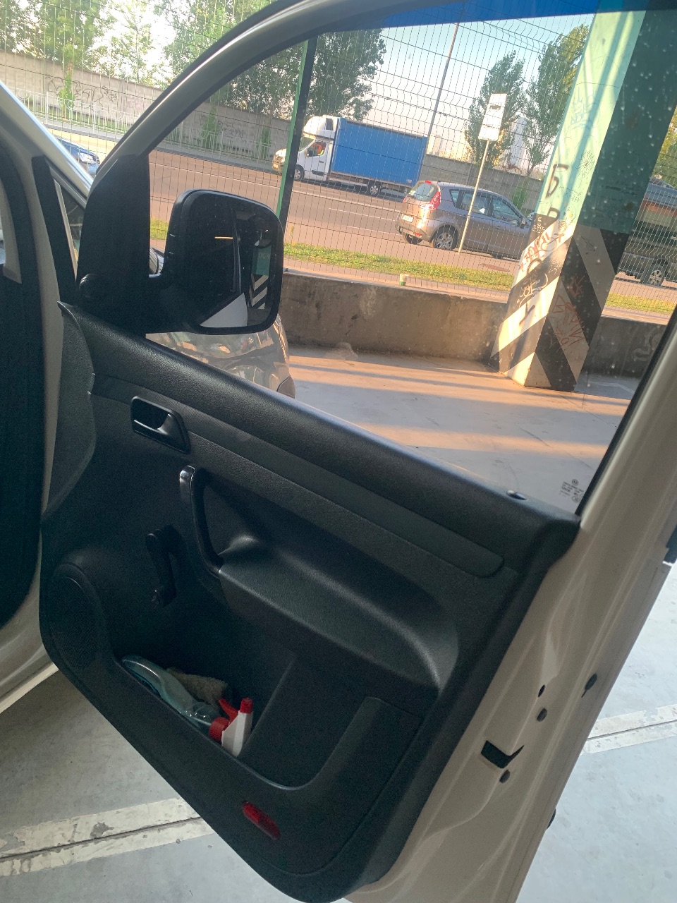 Volkswagen Caddy - фото 10