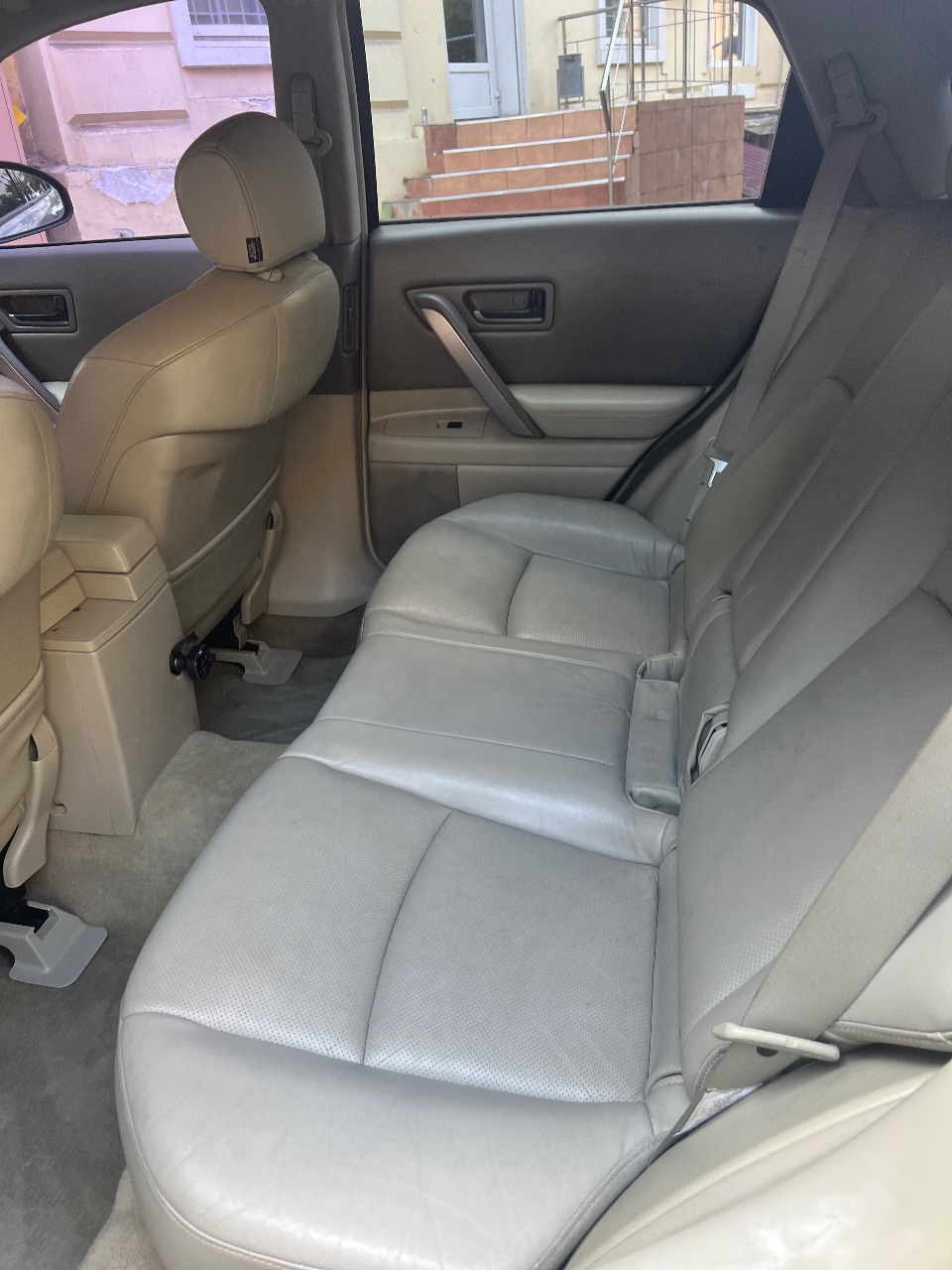 Infiniti FX - фото 10