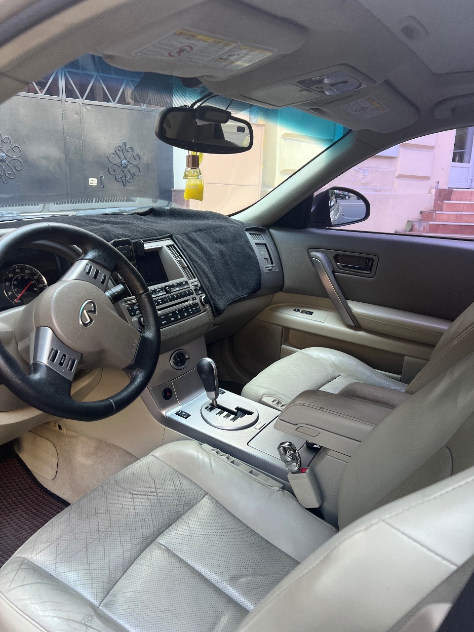 Infiniti FX - фото 7