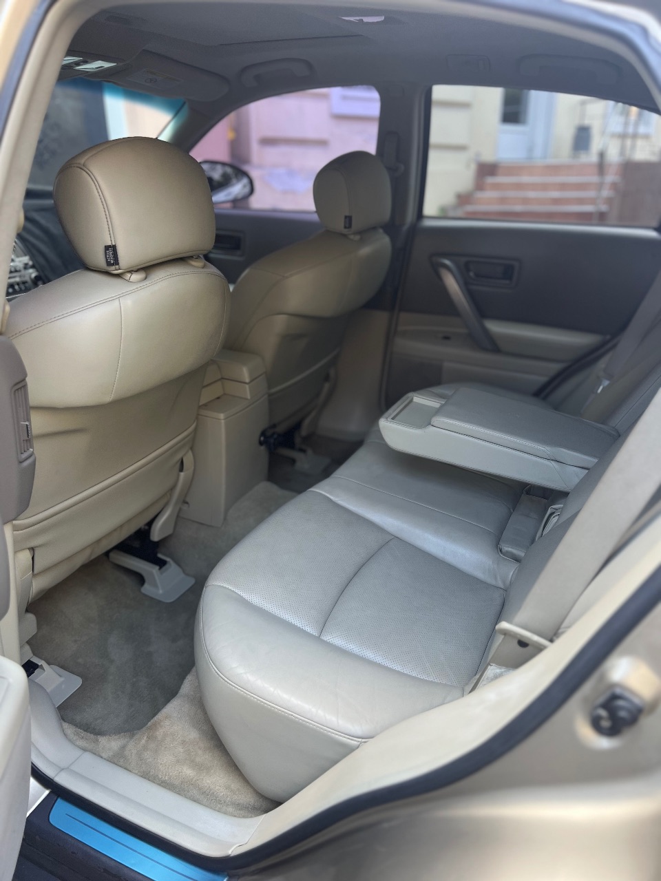 Infiniti FX - фото 9