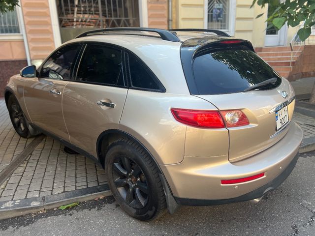 Infiniti FX - фото 4