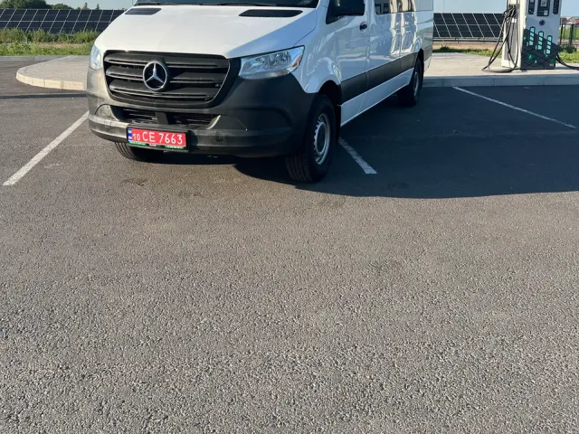 Mercedes-Benz Sprinter - фото 4