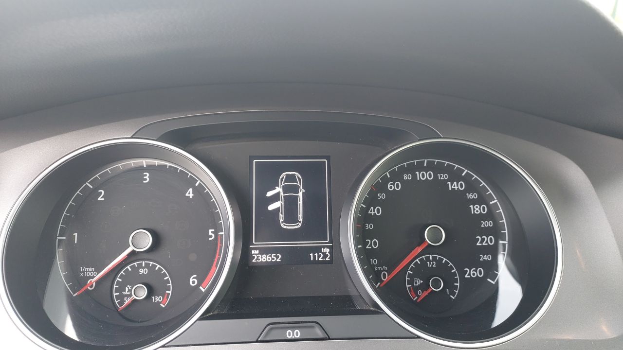 Volkswagen Golf - фото 14