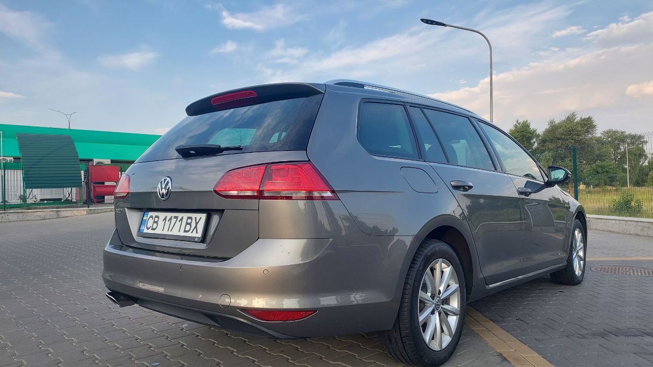 Volkswagen Golf - фото 36