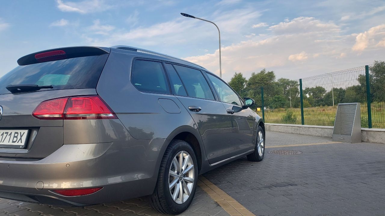 Volkswagen Golf - фото 37