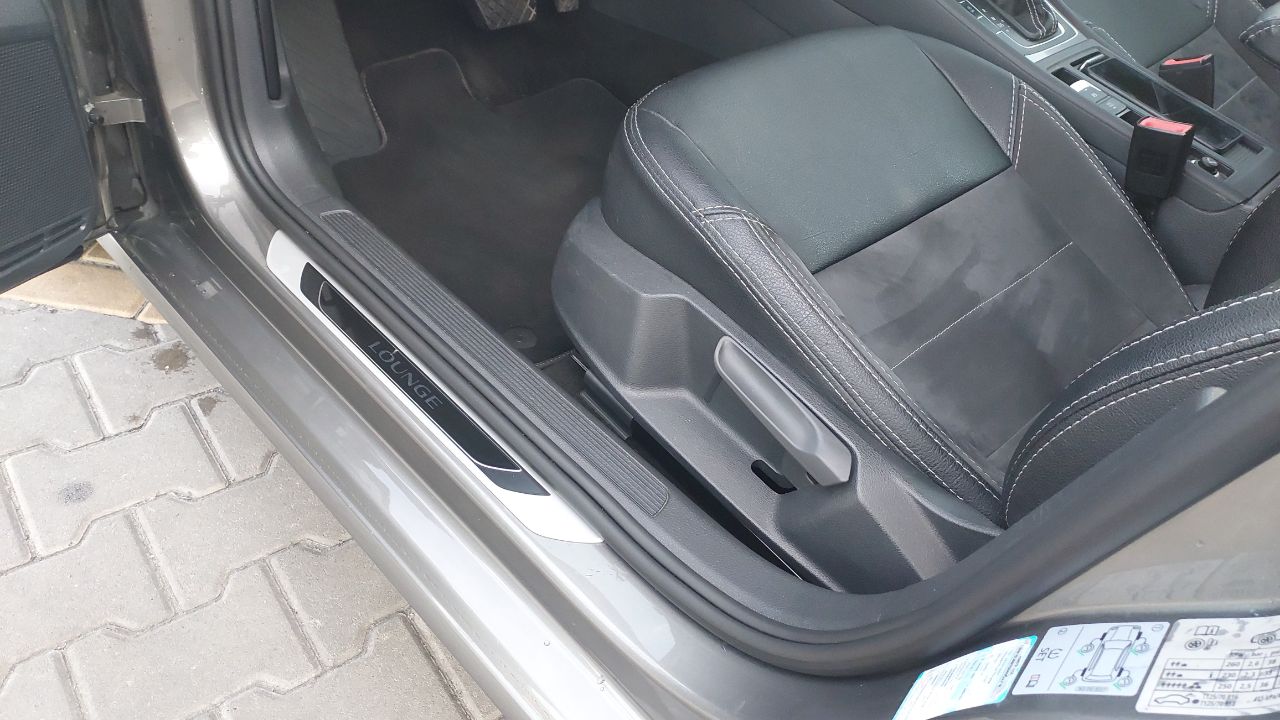 Volkswagen Golf - фото 16