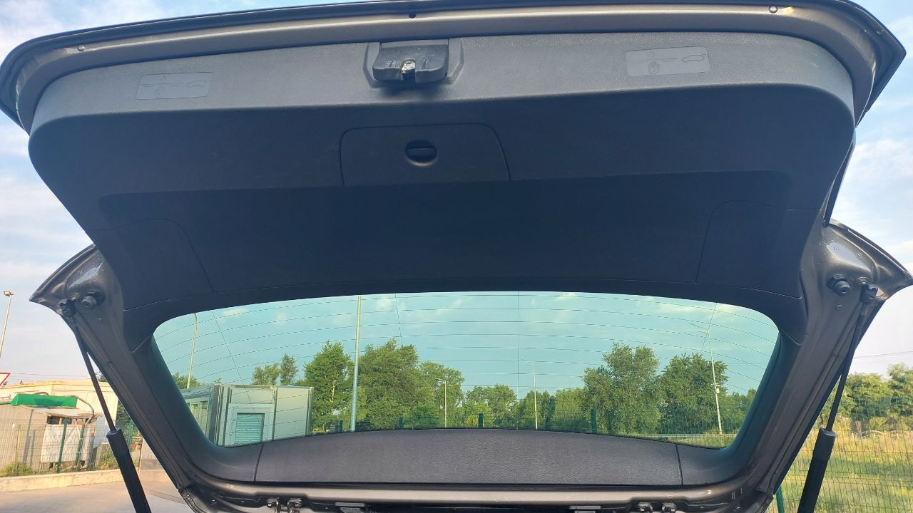 Volkswagen Golf - фото 6