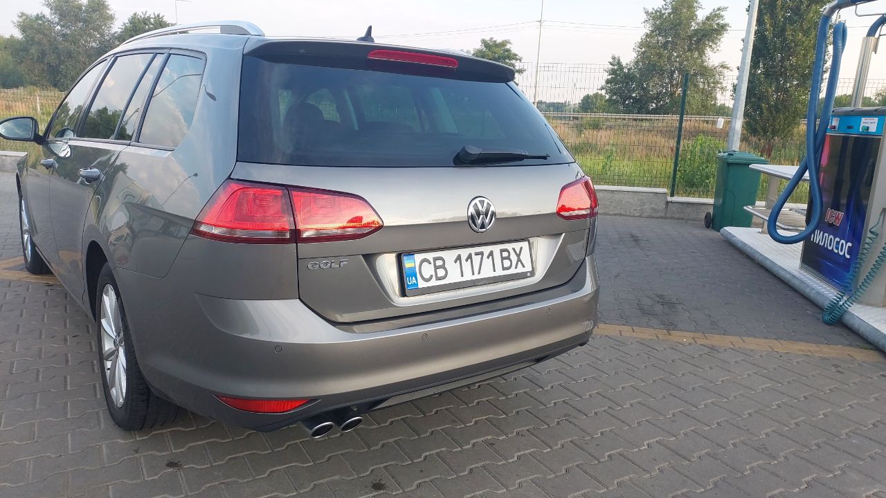 Volkswagen Golf - фото 35