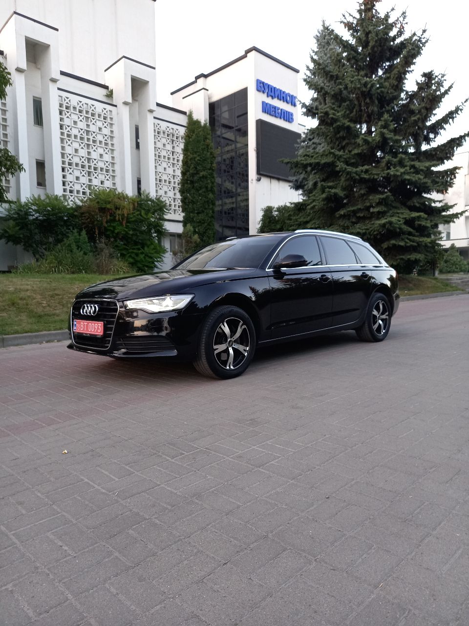 Audi A6 - фото 5