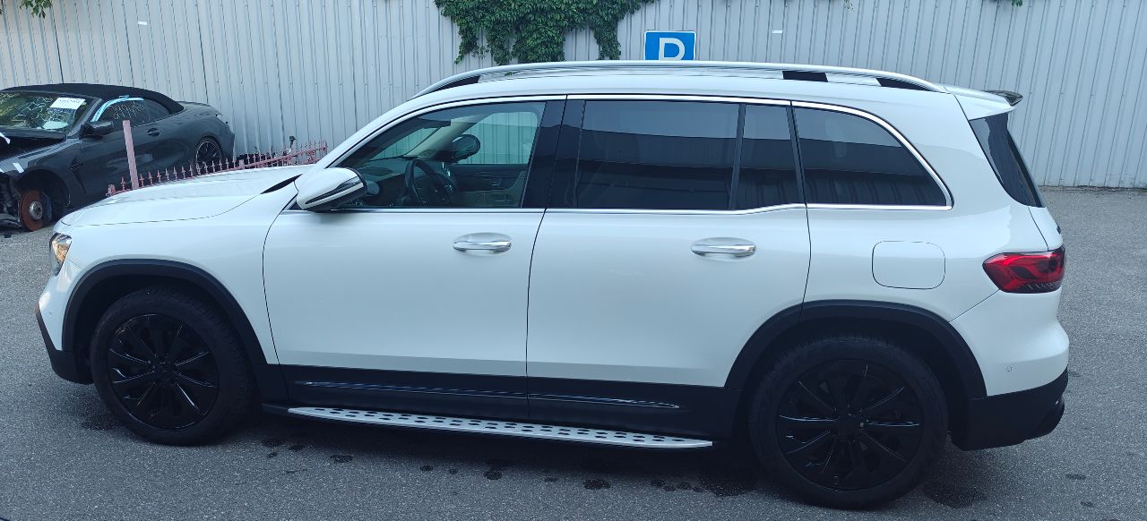 Mercedes-Benz GLB AMG - фото 28