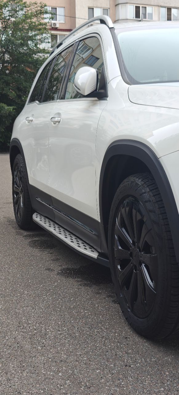 Mercedes-Benz GLB AMG - фото 35