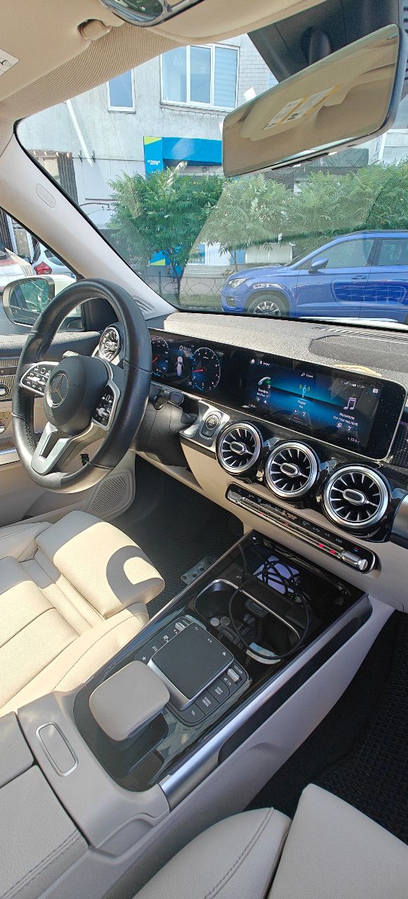 Mercedes-Benz GLB AMG - фото 16