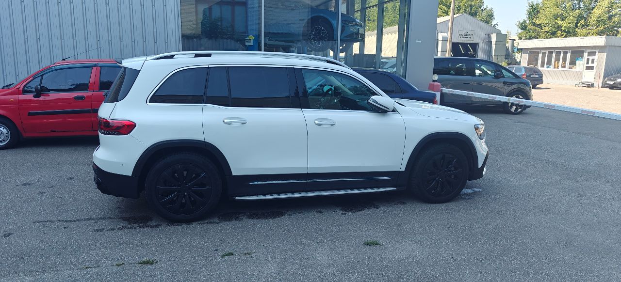 Mercedes-Benz GLB AMG - фото 29