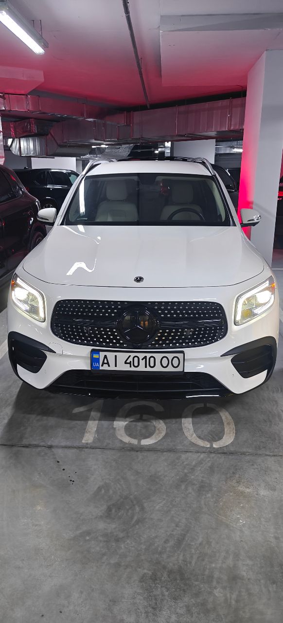 Mercedes-Benz GLB AMG - фото 1
