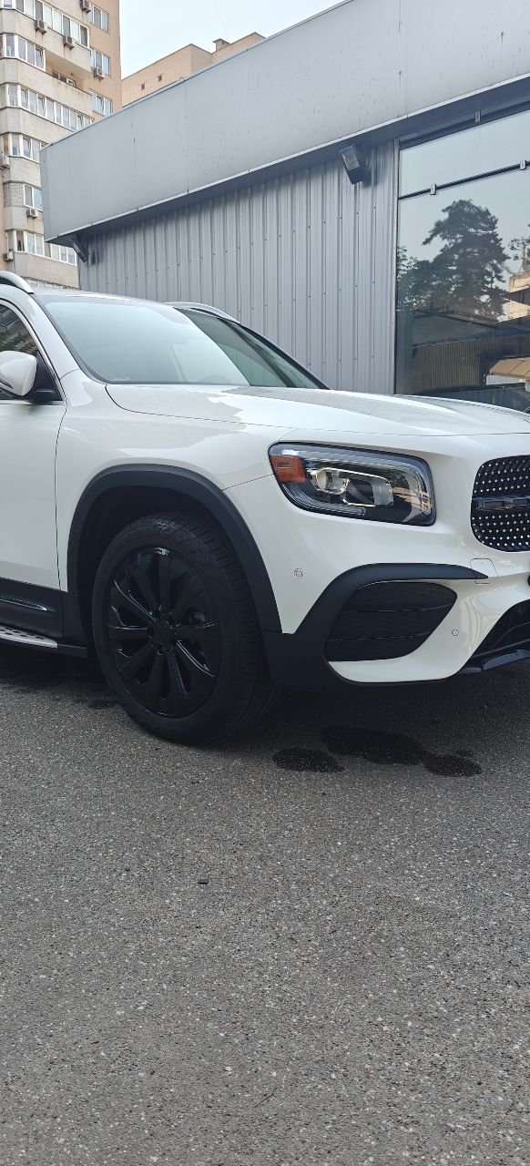 Mercedes-Benz GLB AMG - фото 32