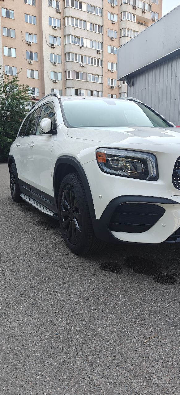 Mercedes-Benz GLB AMG - фото 34