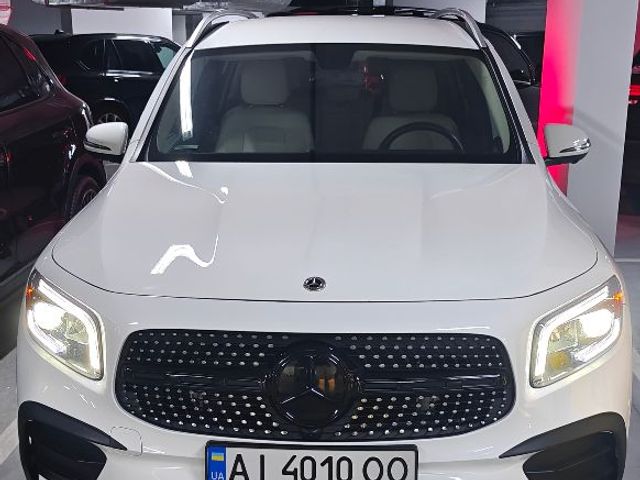 Mercedes-Benz GLB AMG - фото 1