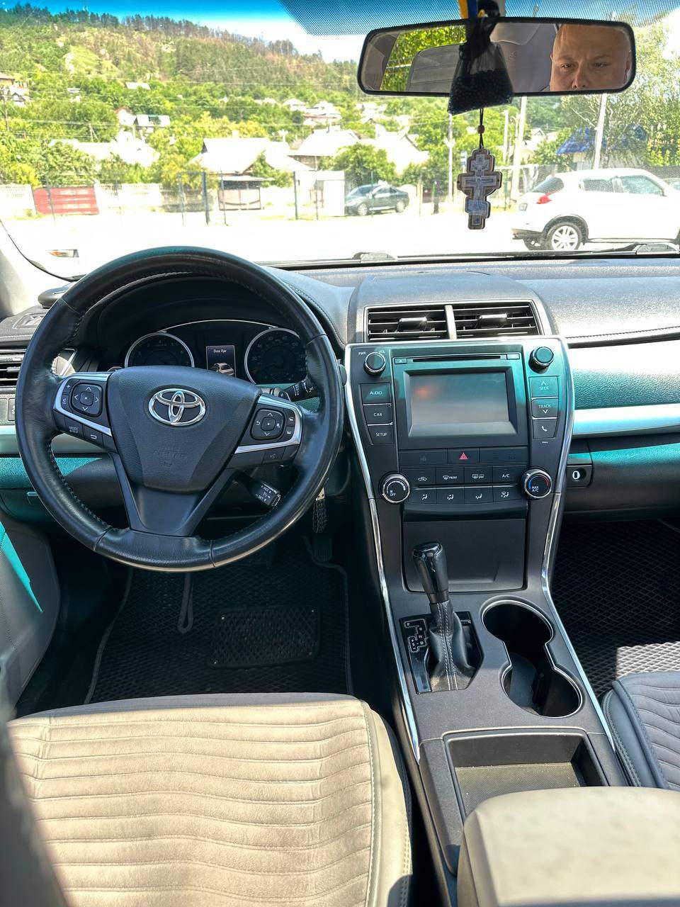 Toyota Camry - фото 12