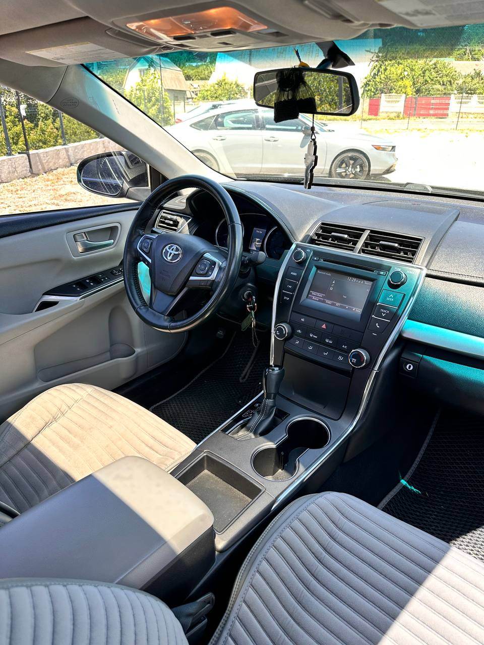 Toyota Camry - фото 14