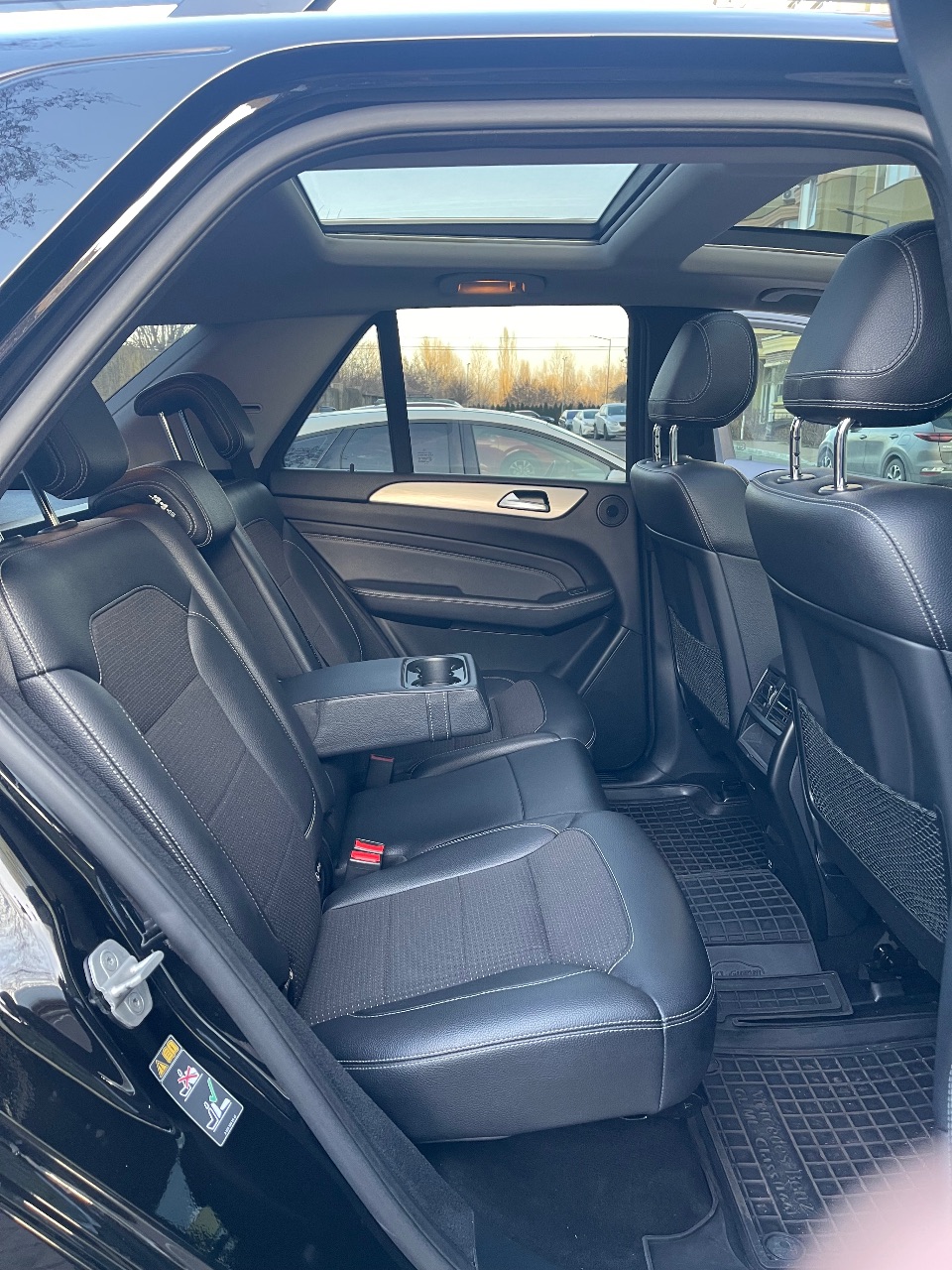 Mercedes-Benz M-Класс - фото 11