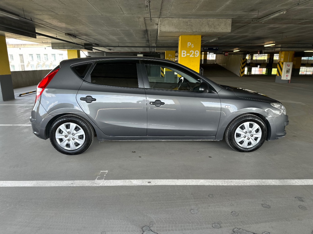 Hyundai i30 - фото 9