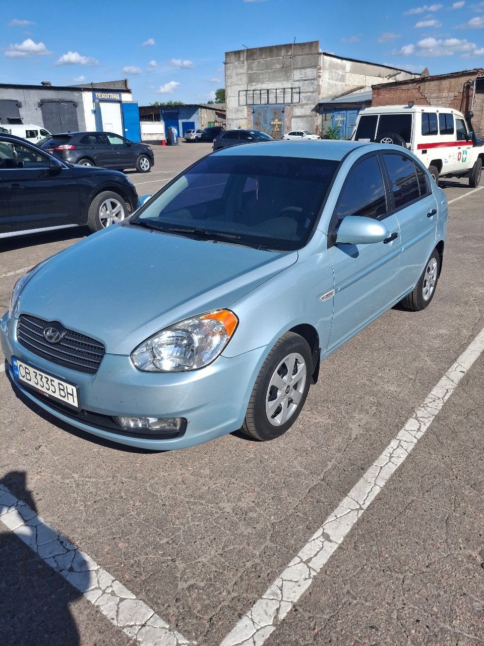 Hyundai Accent - фото 3