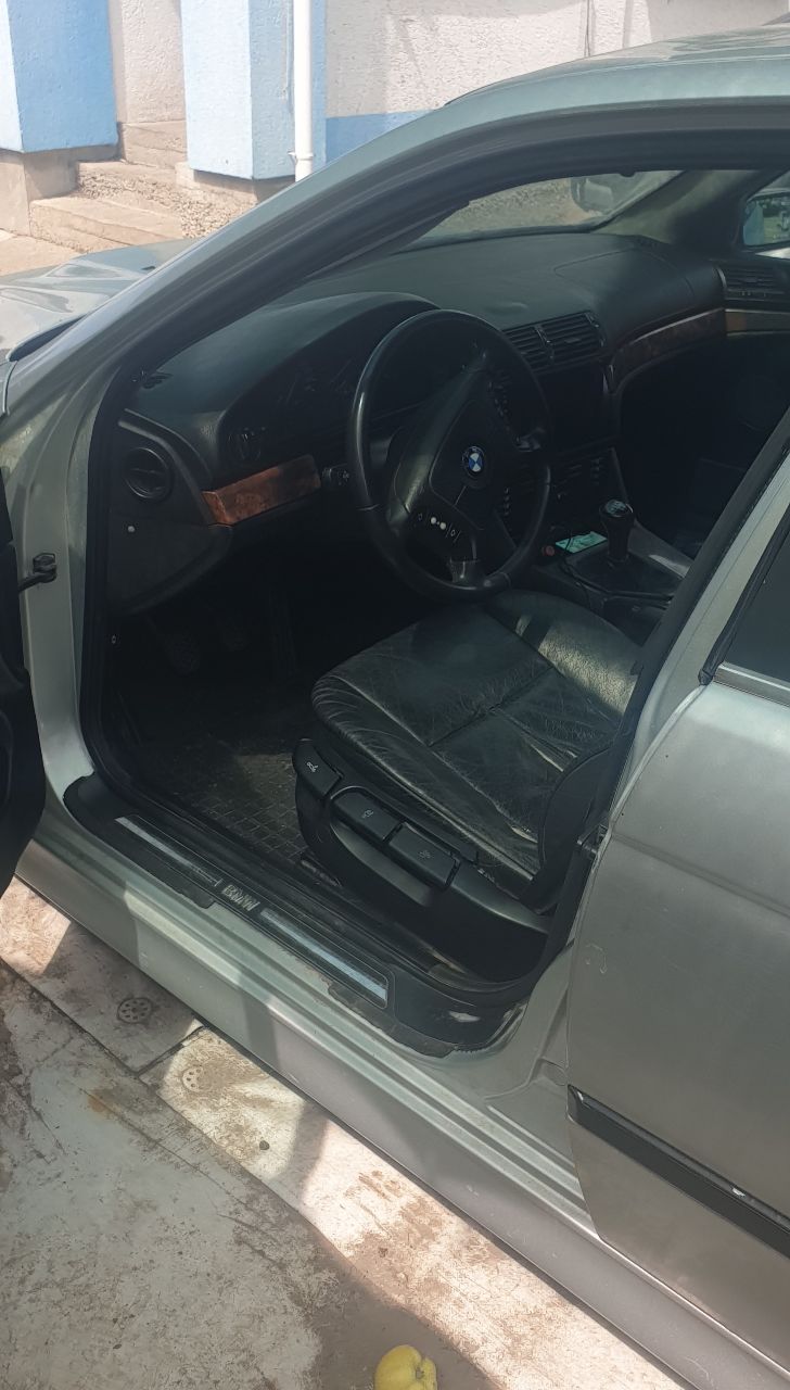 BMW 5 серії - фото 5