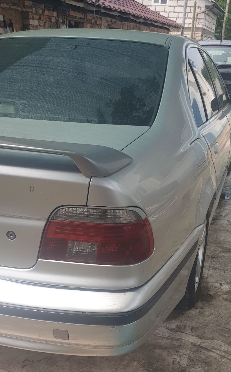 BMW 5 серії - фото 7