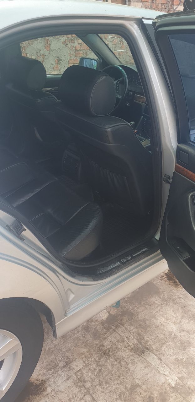 BMW 5 серії - фото 11