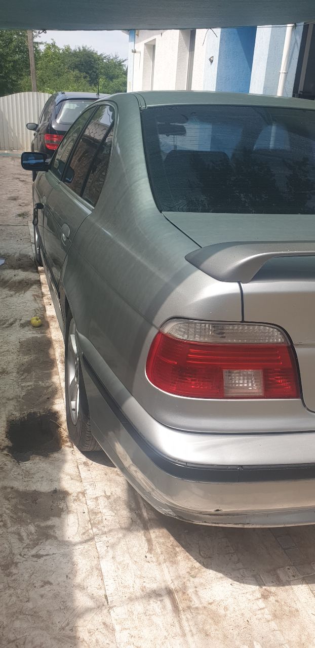 BMW 5 серії - фото 10