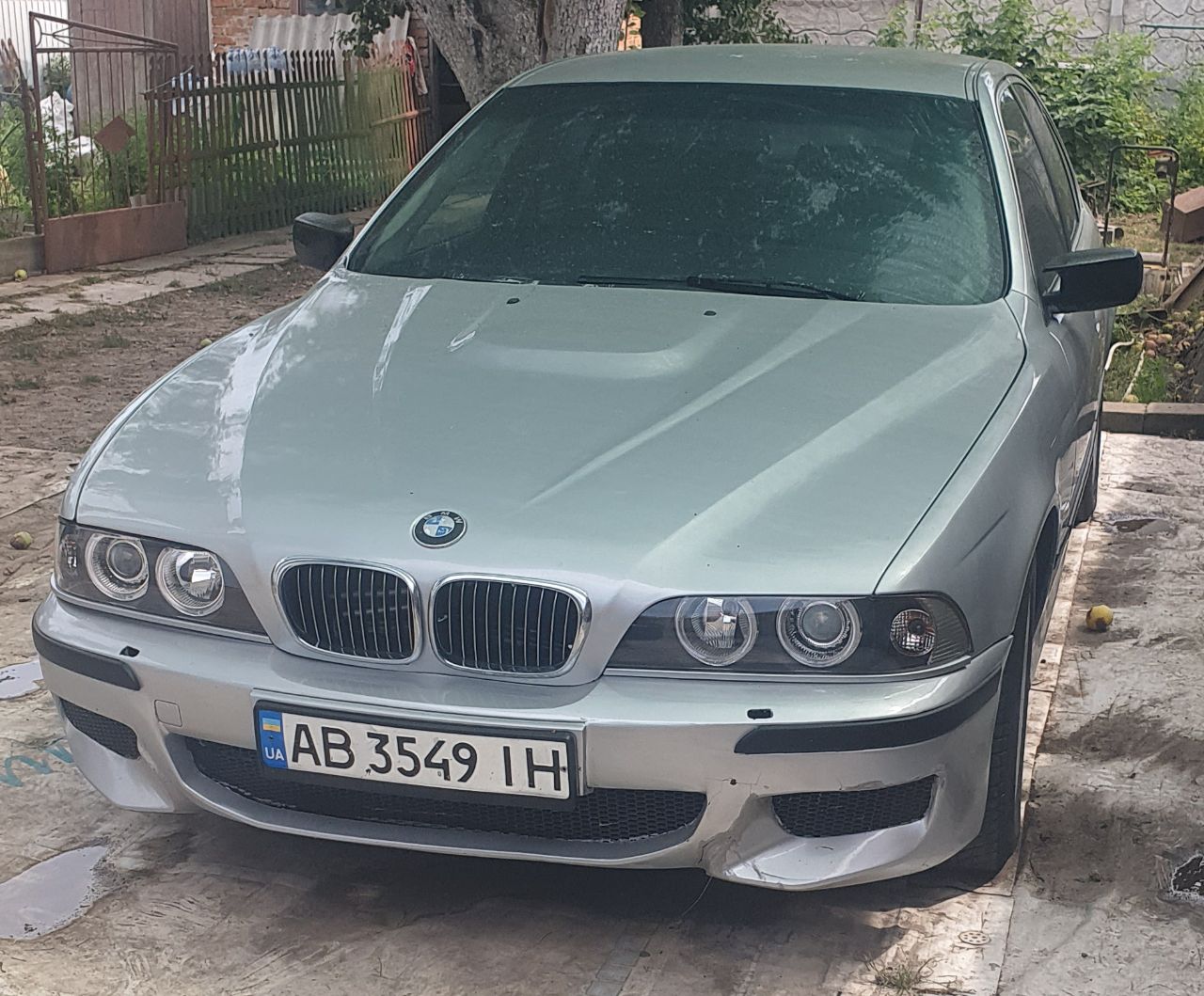 BMW 5 серії - фото 1