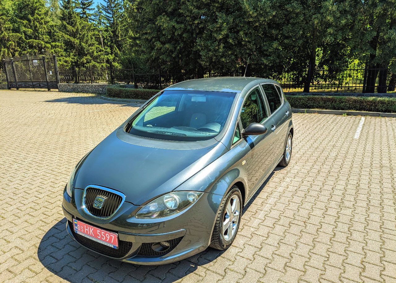 SEAT Altea - фото 1